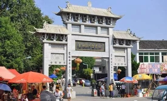 逛景德镇瓷器一条街,景德镇本地人喜欢去玩的瓷器集市