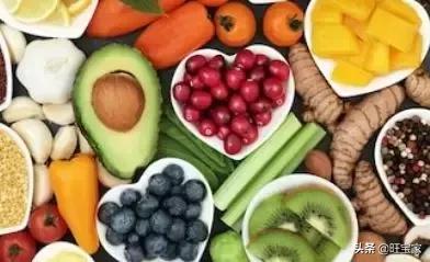 宝宝粑粑里有黑色条状物,宝宝粑粑里有小黑块