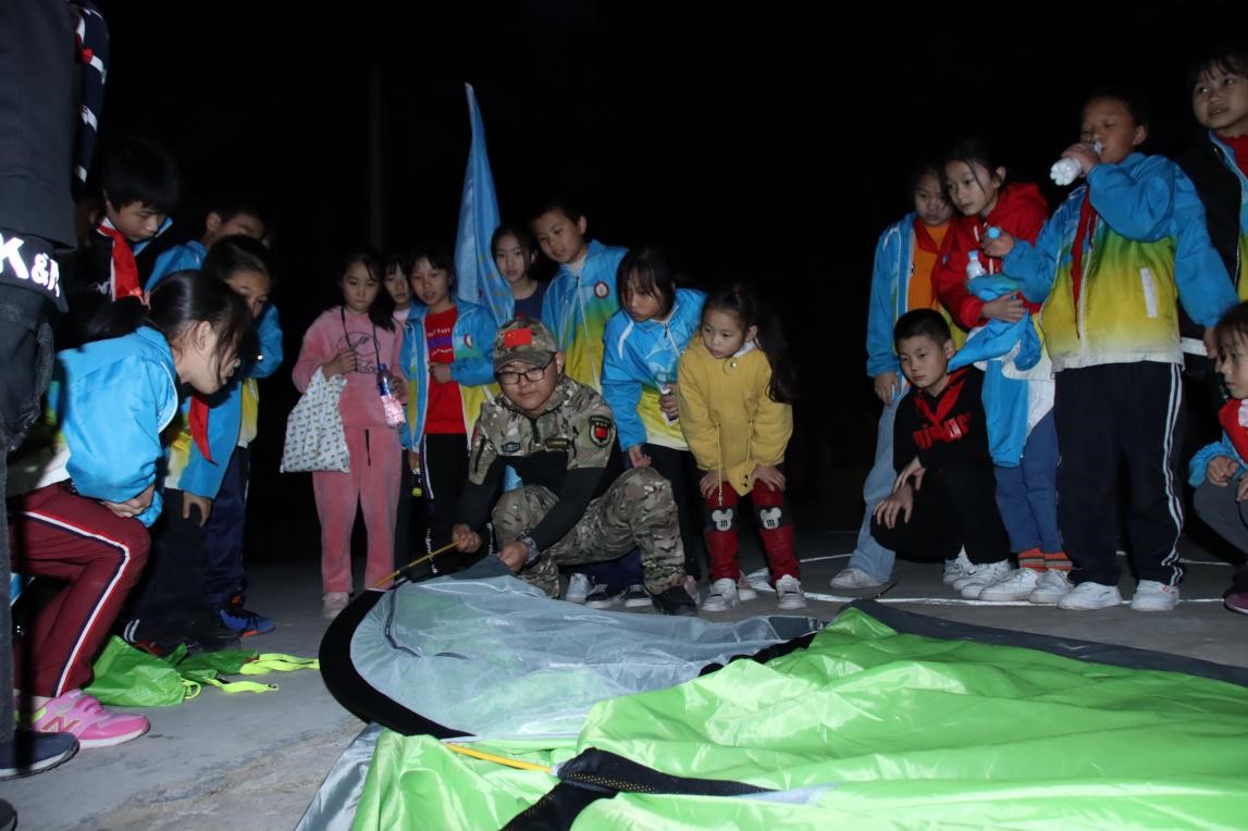 “牵手成长，筑梦未来”主题营走进合兴小学啦