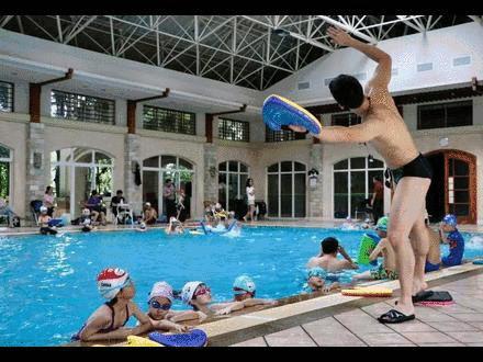 东莞哪里适合小孩子游泳冬天,暑假最适合学习游泳的地方