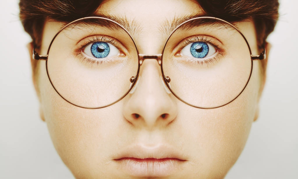 眼睛酸困和疲劳怎么改善,每天吃胡萝卜可以改善眼睛疲劳吗