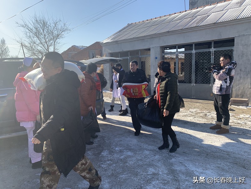 鍚夋灄鏇欏厜娉屽翱澶栫鍖婚櫌,鍖婚櫌瀵掑啲鏆栨剰鍏崇埍鑰佷汉娲诲姩