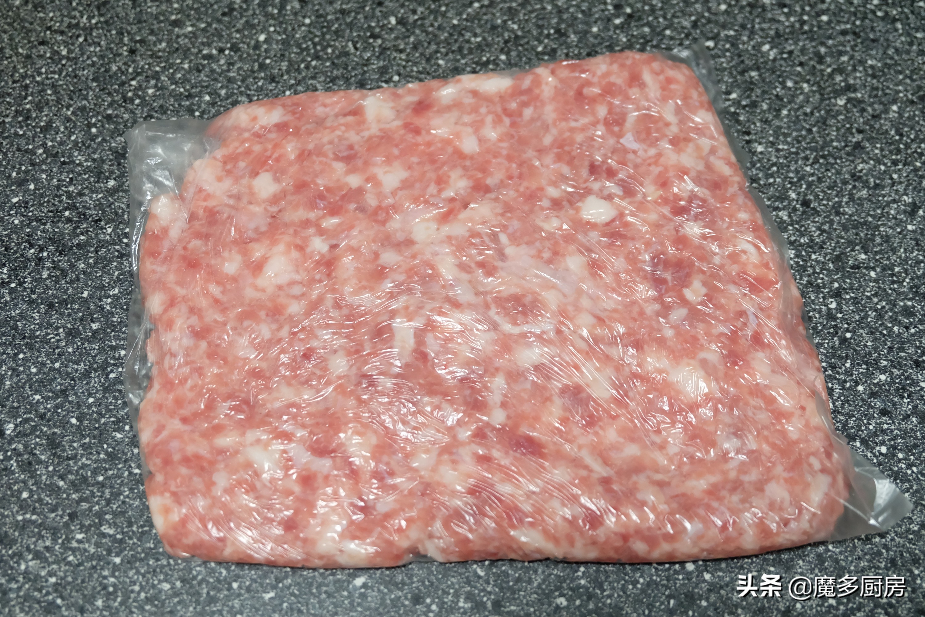 肉馅是调好保存还是直接保存,过年肉馅怎么调容易保存常温下