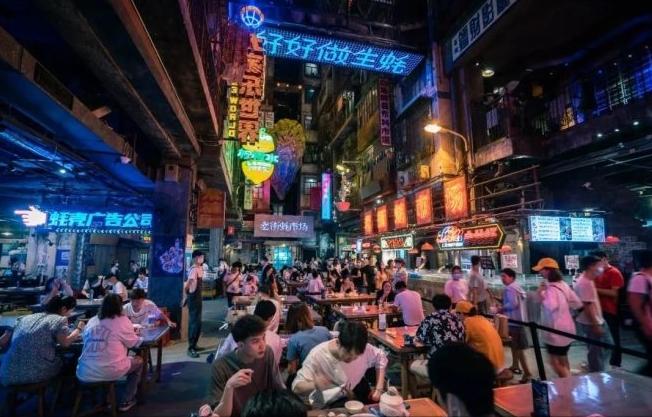 华语十部顶级神片,真正的中国华语神片