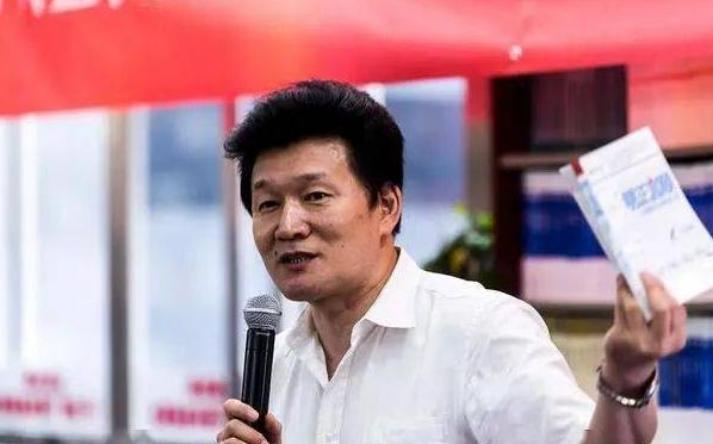 一个滑稽理由,让一篇“经典课文”消失20年,如今强势回归语文书