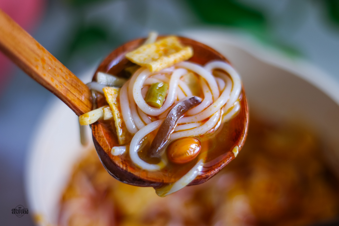 怎么样煮螺蛳粉更好吃呢,煮螺蛳粉的重要步骤