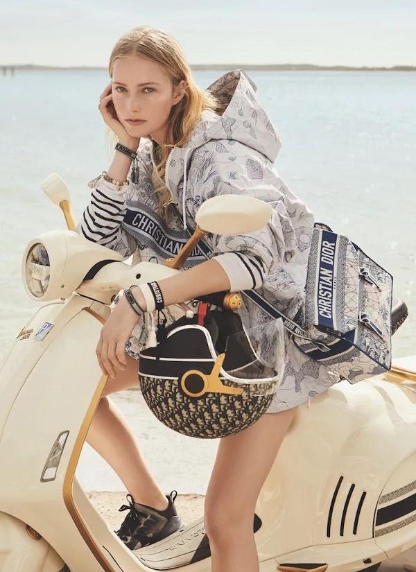 lv卖天价瑜伽垫引争议,lv价格离谱