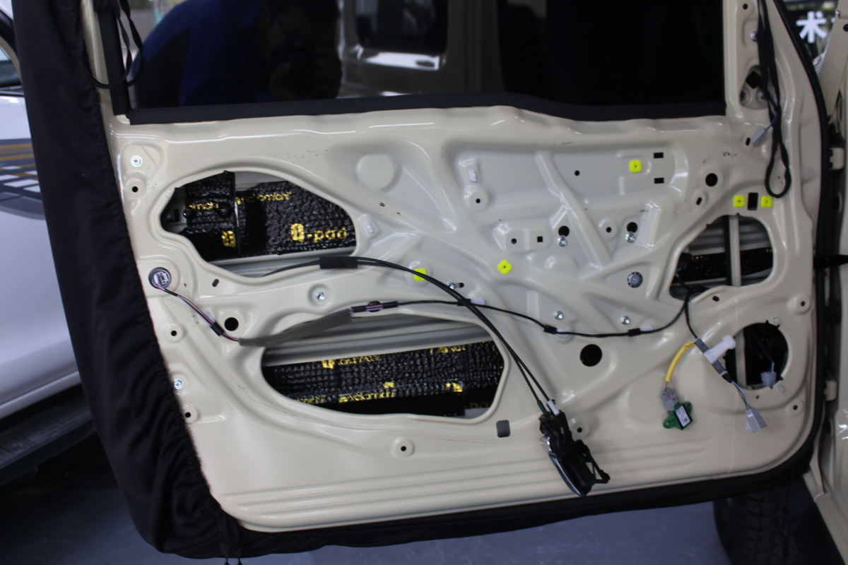 吉姆尼隔音,吉姆尼轮胎隔音