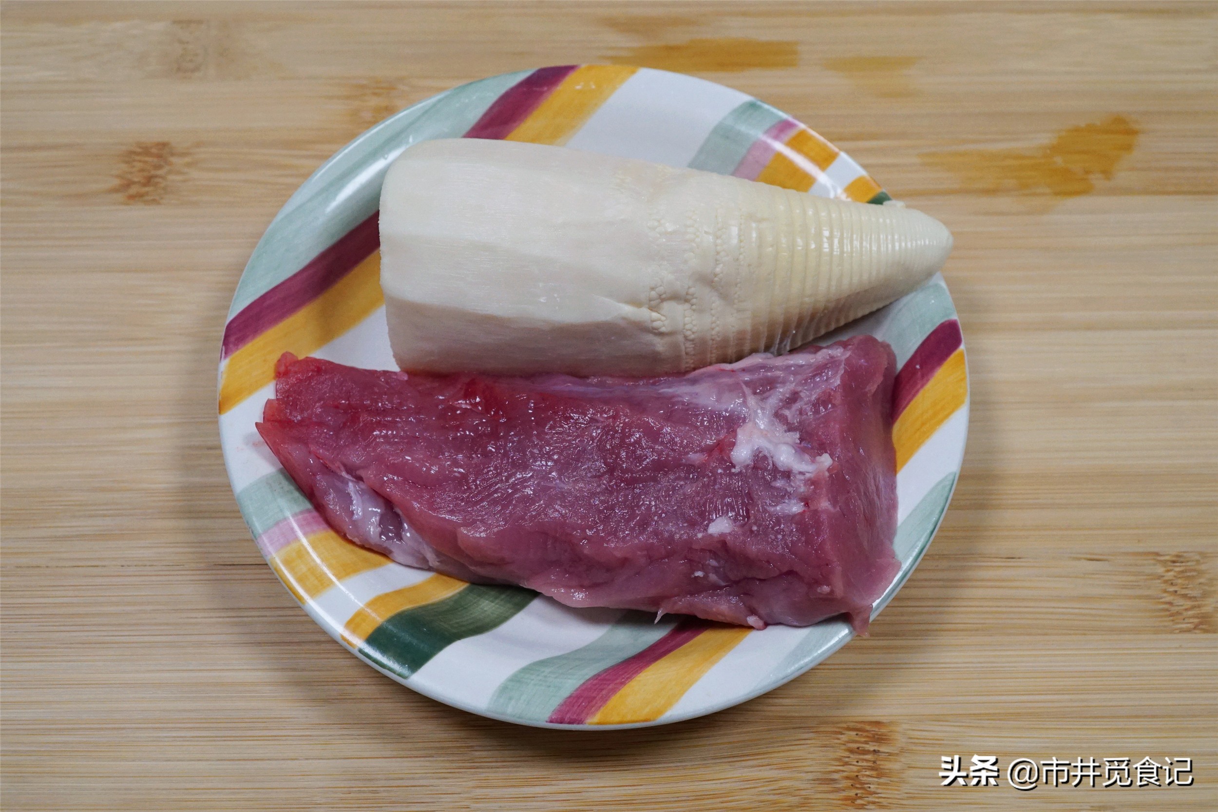 炒肉片是先腌一下好还是不腌好,炒肉片时裹淀粉
