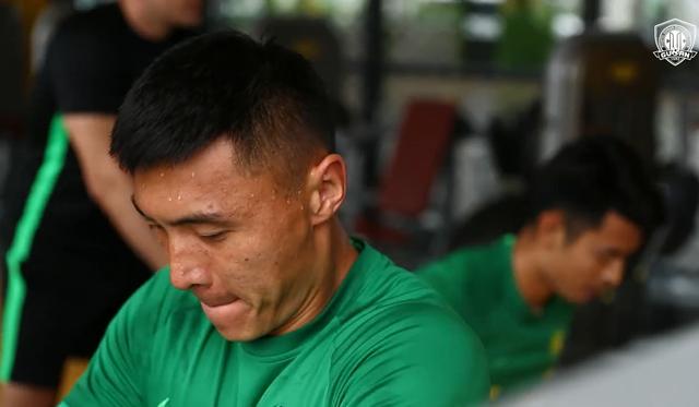 国安大胜张玉宁,张玉宁绝杀视频