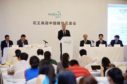 日本的一个杂货店,日本这家小店一千年只卖一种食物