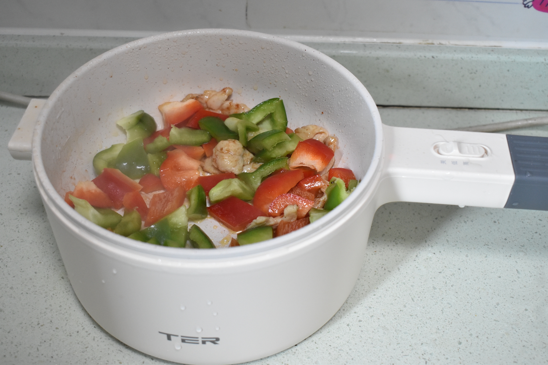 一个人的午餐简单而惬意,自律早餐与午餐