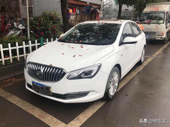 别克英朗4年开了6万公里约多少钱,开了2万公里的别克什么价位