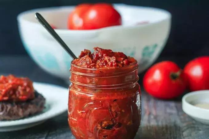 凉拌凉面和凉皮一起怎么做好吃,凉菜调料汁最详细配方凉拌面