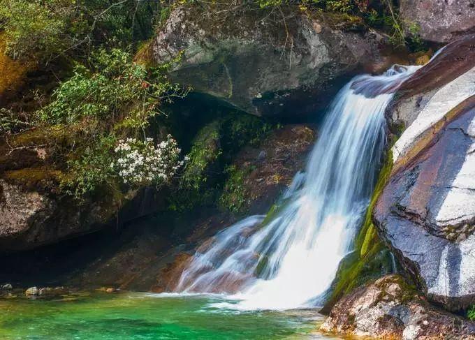 苍山徒步最全攻略｜夏末秋初去大理，苍山碧*欲色**流，洱海烟波浩渺