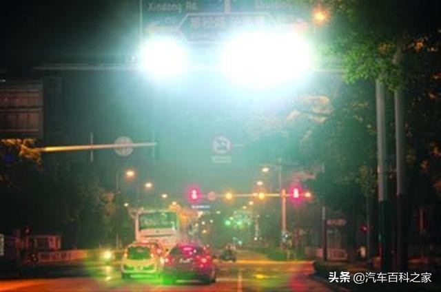 电子眼闪了一下是什么原因,电子眼闪了一下就被拍了吗