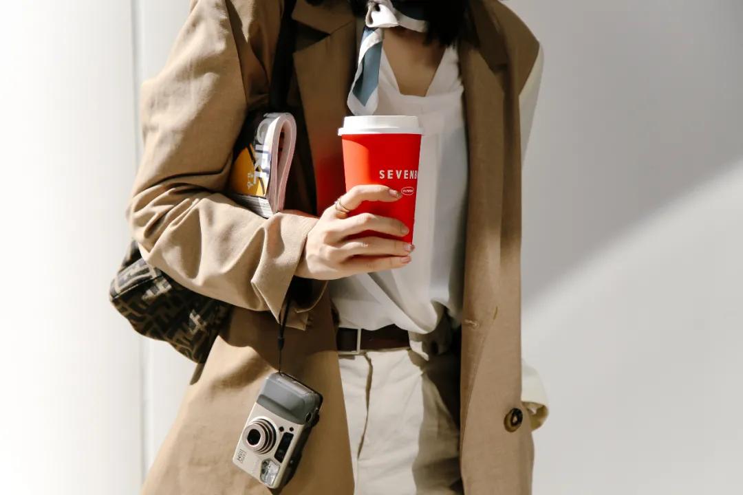 一天上40款新品，SEVENBUS这次玩大了...