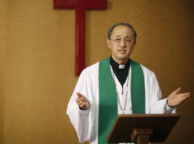 鐜板疄鐢熸椿涓亣鍒拌繖鏍风殑鑰佸笀,閭d簺琚悓瀛︽墦鑴哥殑鑰佸笀