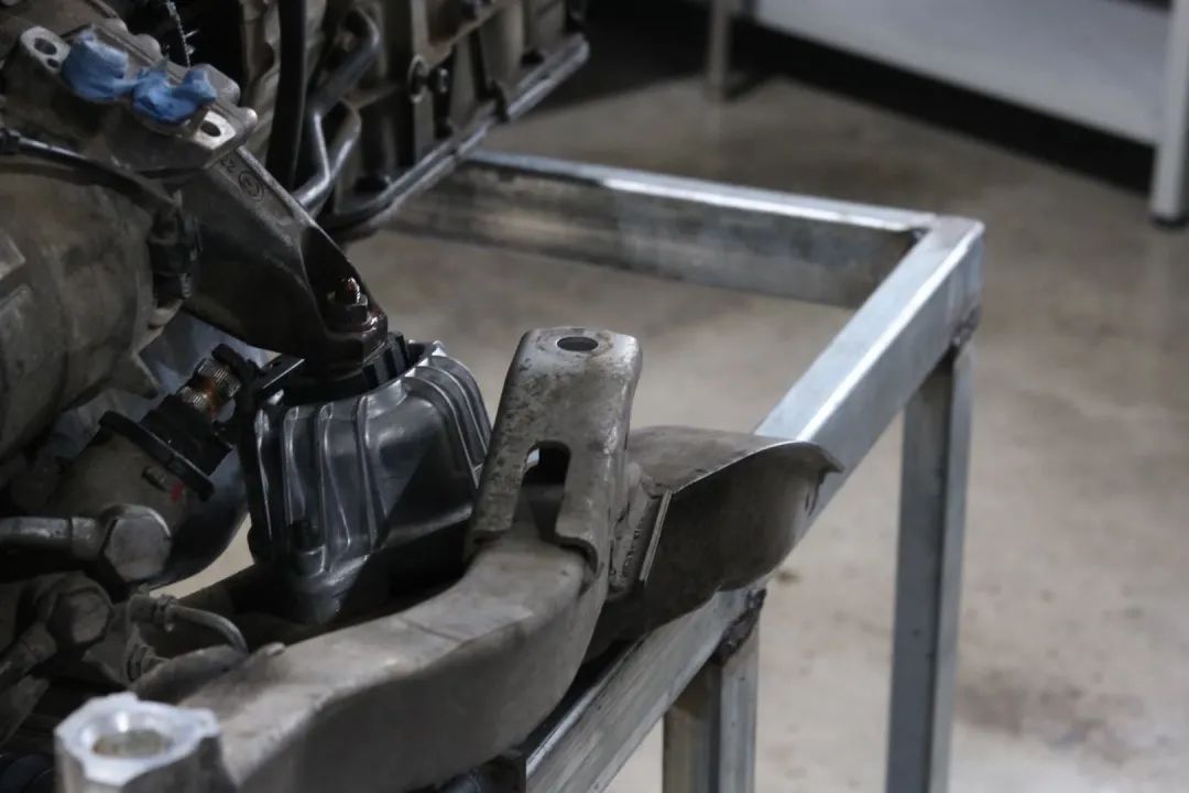 修复二手宝马e90,06宝马e90翻新全过程