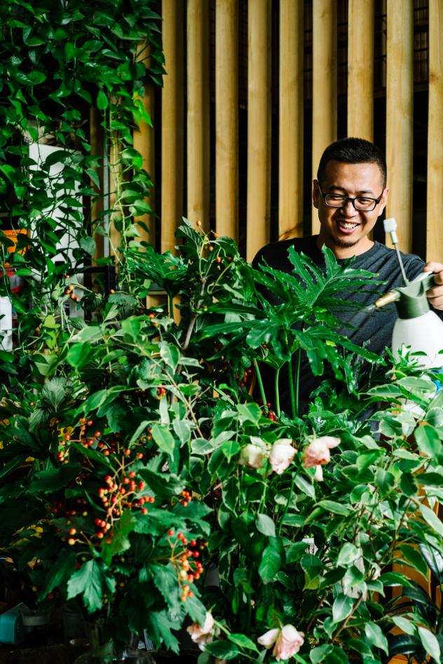 老实说，哥哥们爱起花草来，更疯狂