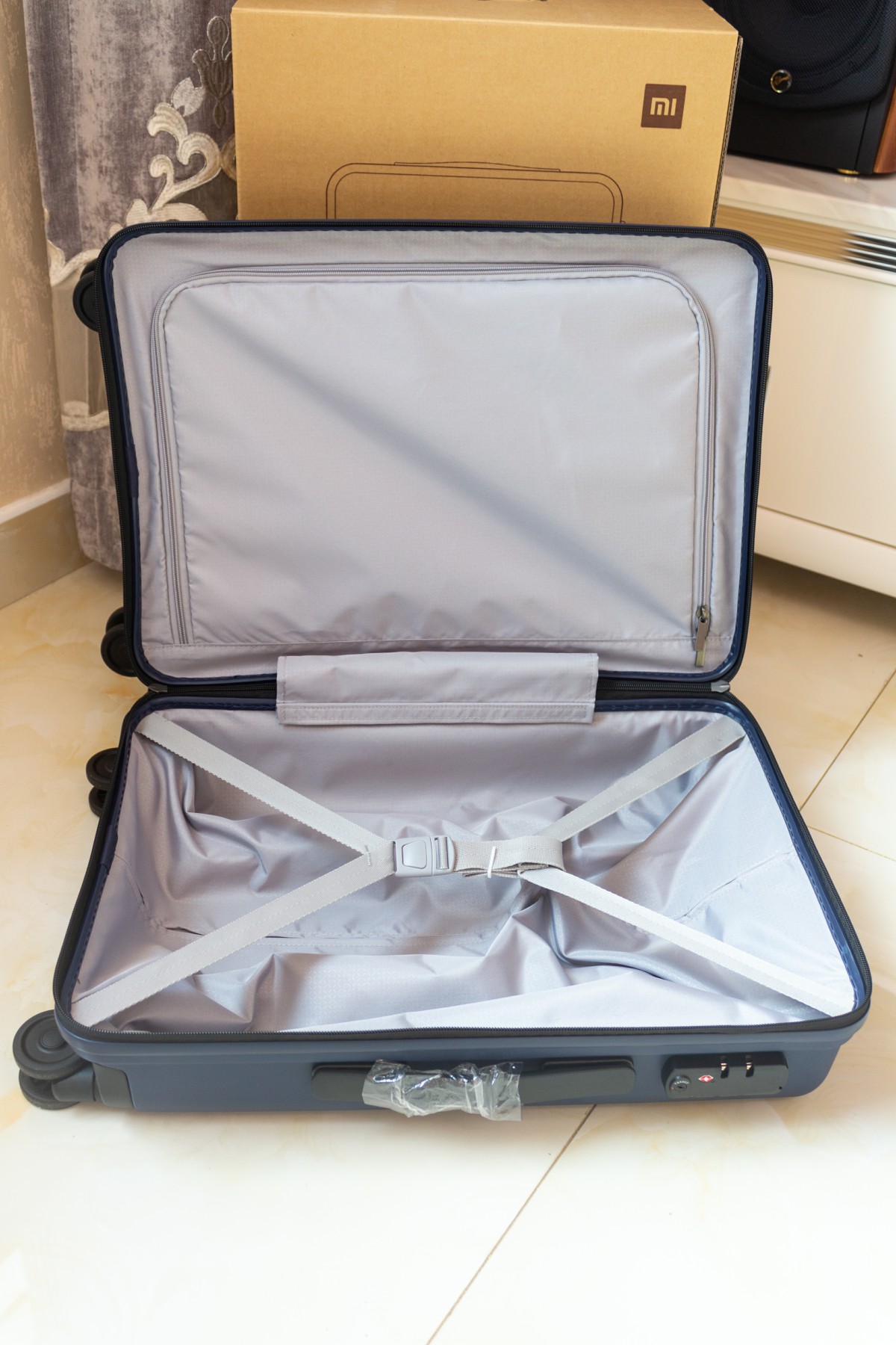 小米旅行箱青春版和新款,口碑最好的拉杆箱小米拉杆旅行箱