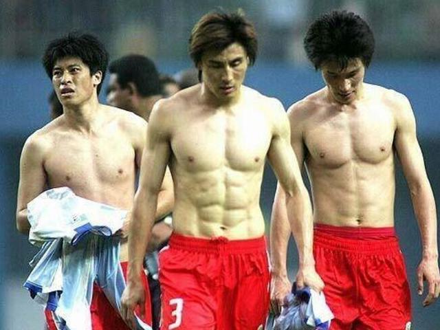 王兴怼国足视频完整版,王兴谈中国男足