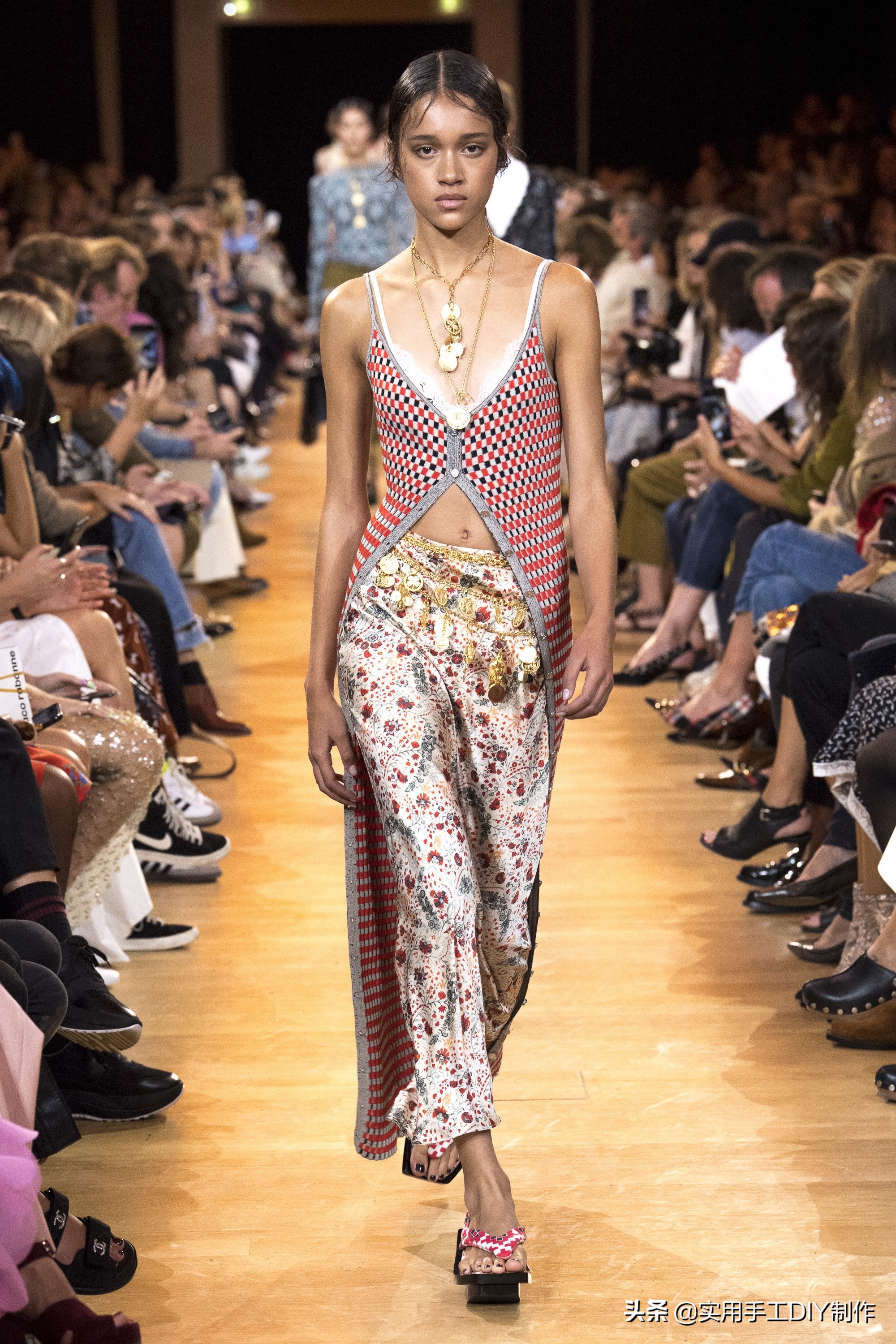 pacorabanne2021春夏系列金属长裙,pacorabanne亮片上衣