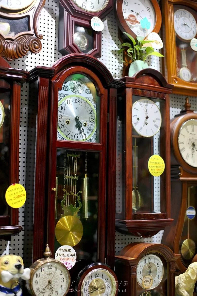 旧货市场机械胶片相机,120块的理光傻瓜胶片相机