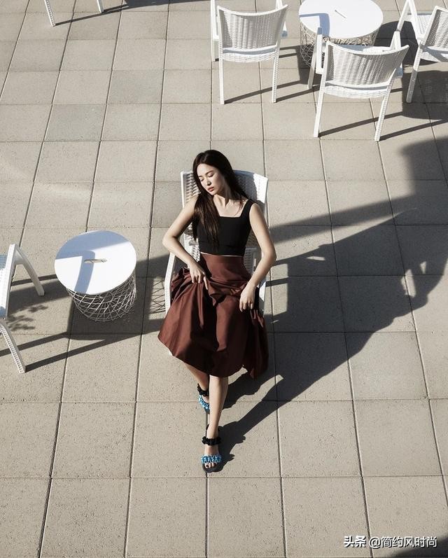 宋慧乔牛仔穿搭鞋子,近期的宋慧乔的穿搭