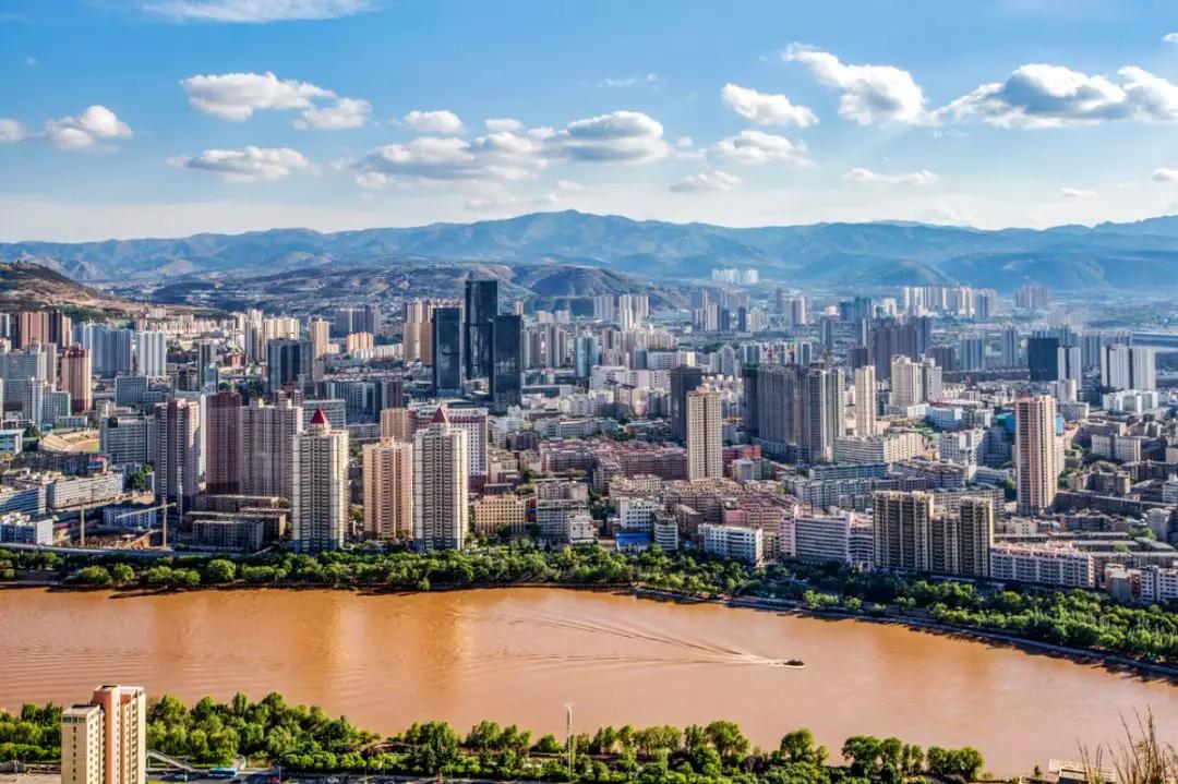 苦等西安初雪?不如花一顿饭钱从西安出发,过把冬天的瘾