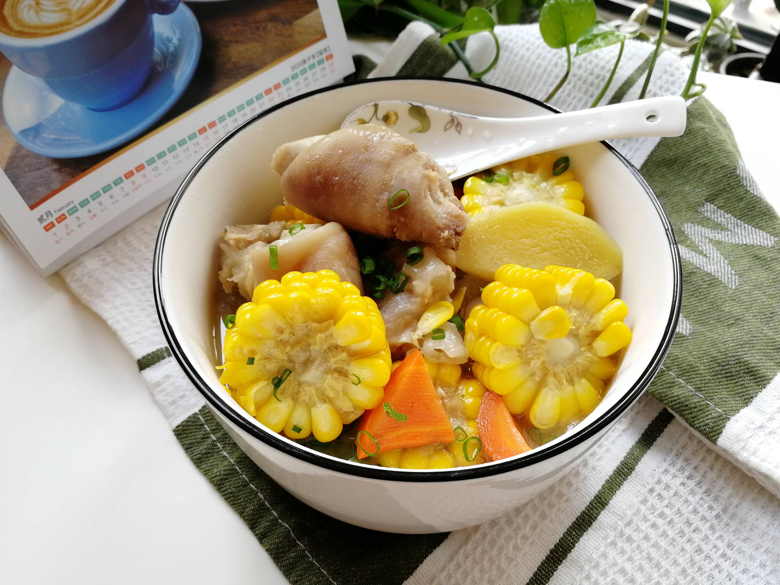 懒人美容汤恢复皮肤弹性全靠这汤,常喝此汤皮肤会越来越红润