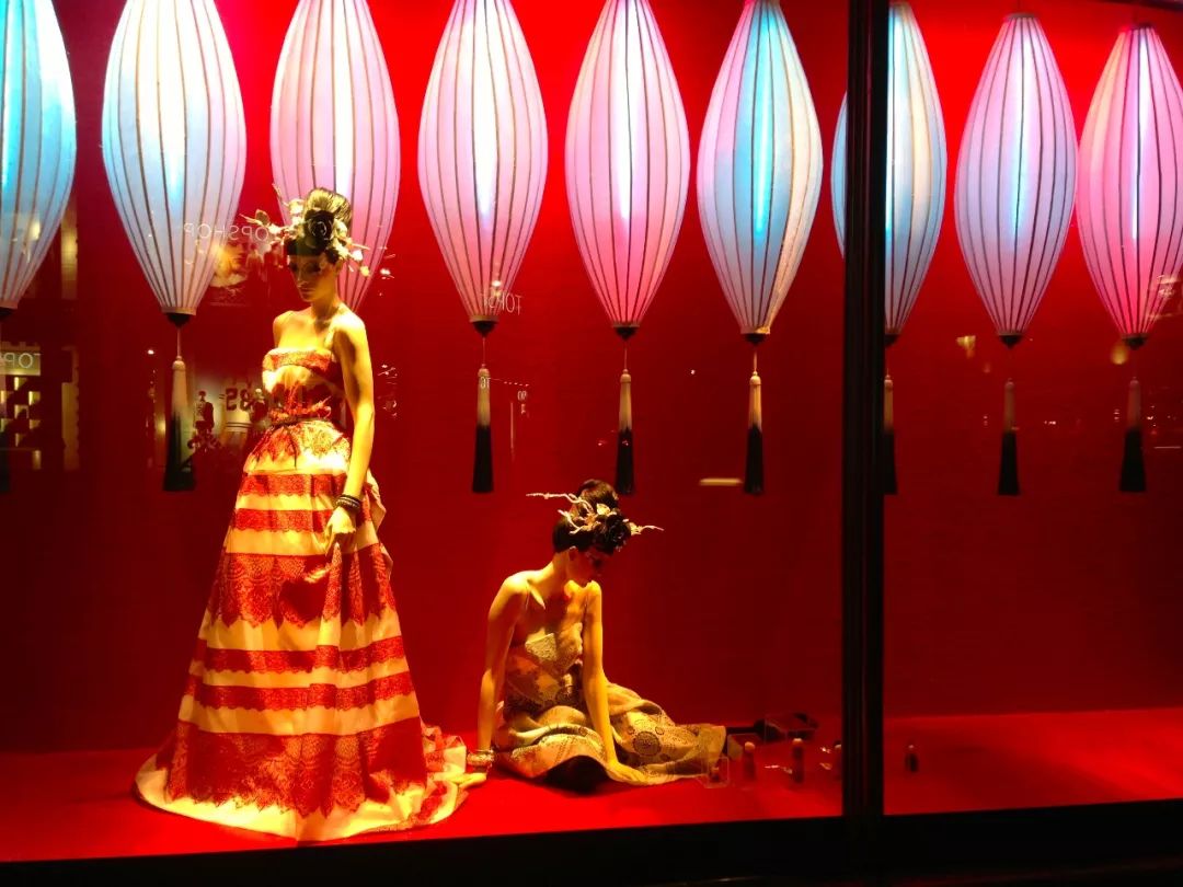 居士君告诉你：“中国女人为什么这么有钱！”