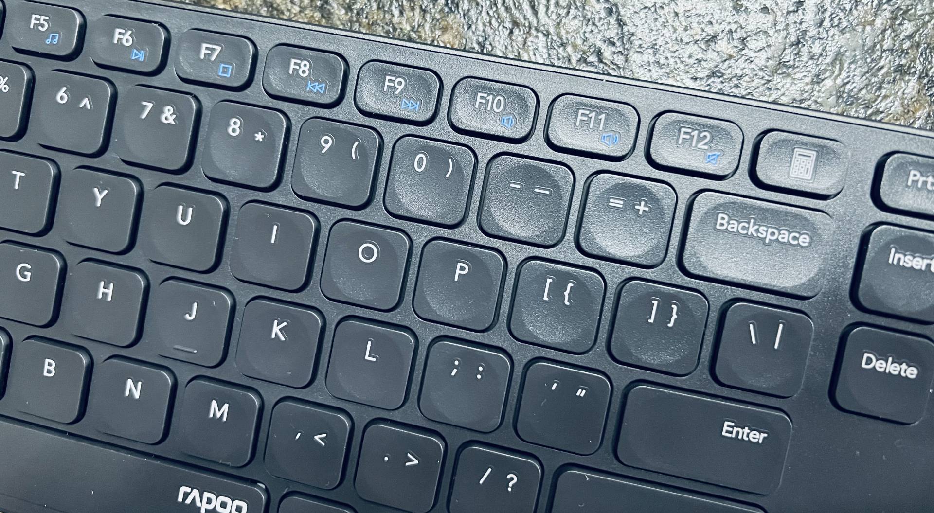 雷柏9050G多模式无线刀锋键鼠套装,雷柏8000无线键鼠单模还是双模