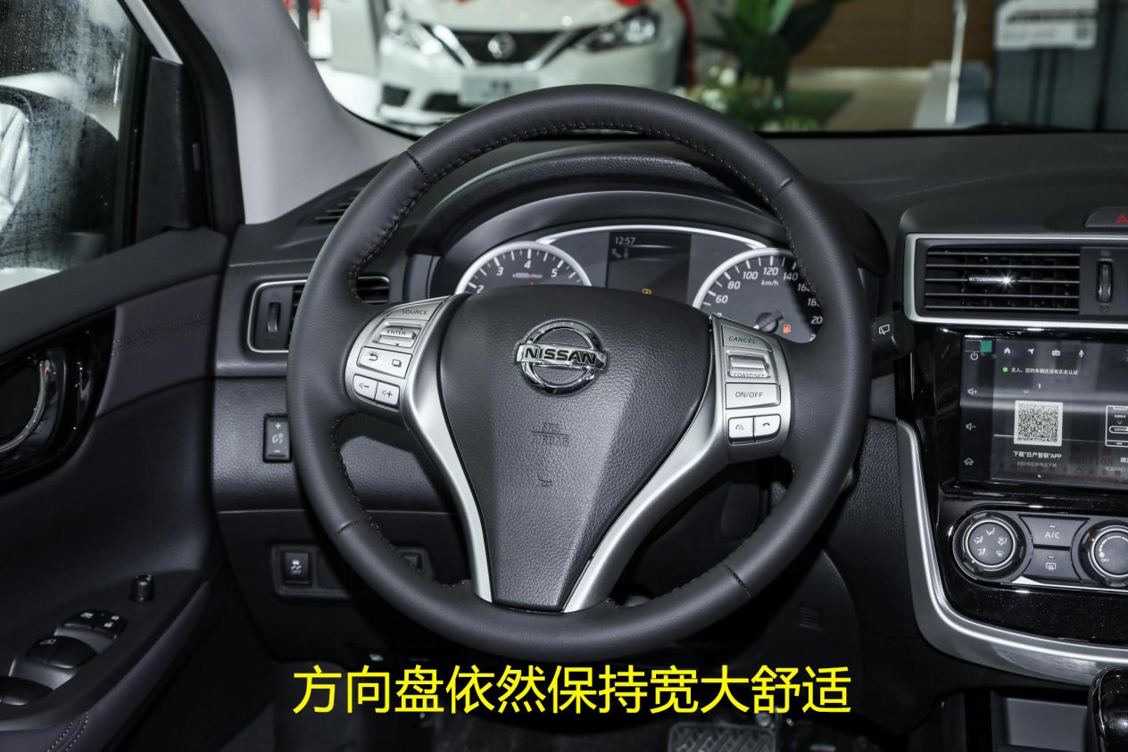 日系车推荐骐达哪款车型,两厢车骐达跟高尔夫