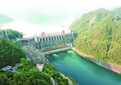 光明日报头版完整版,光明日报最新一期头条