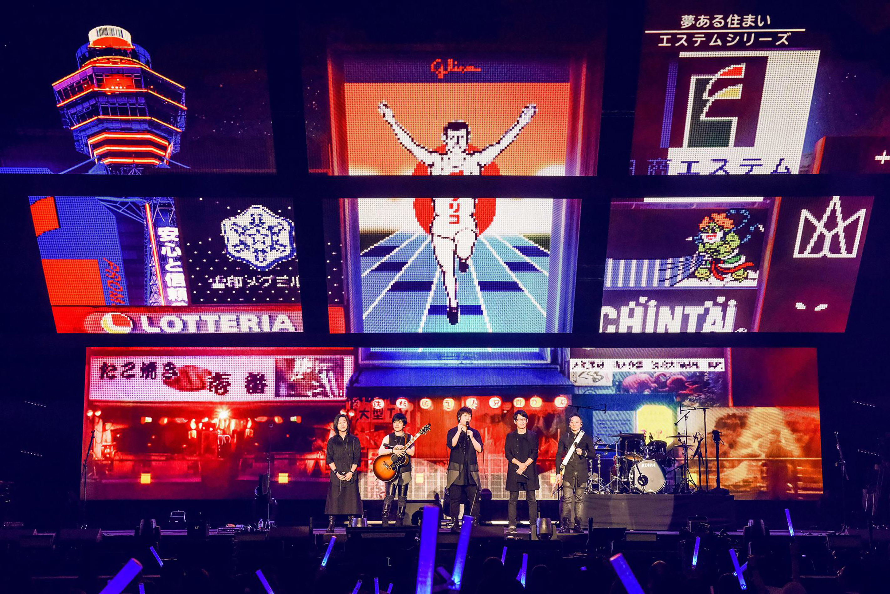 *月天五**出道20周年回归初心蓝色三部曲重温青春期的*月天五**