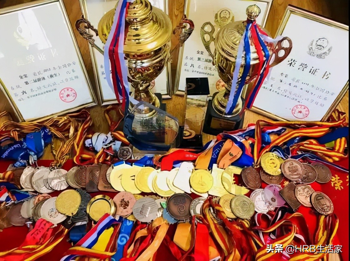 松花江上的“冠军水警”——记哈尔滨市公安局航运分局民警金玺