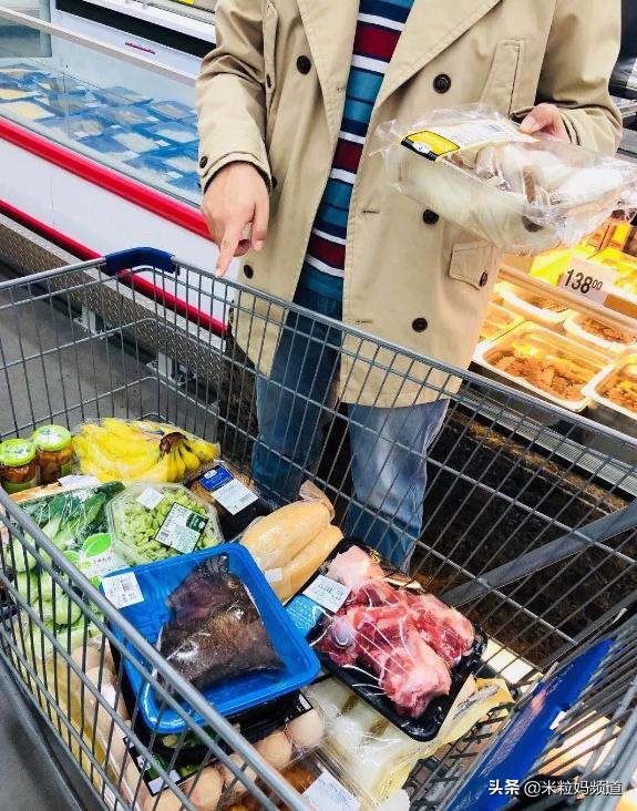 穷养女儿的小S和富养女儿的大S，究竟谁的孩子更有出息？