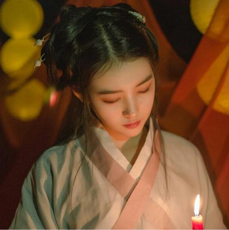 东亚女性胸部较小是基因决定的吗,为什么东亚女性胸比较小