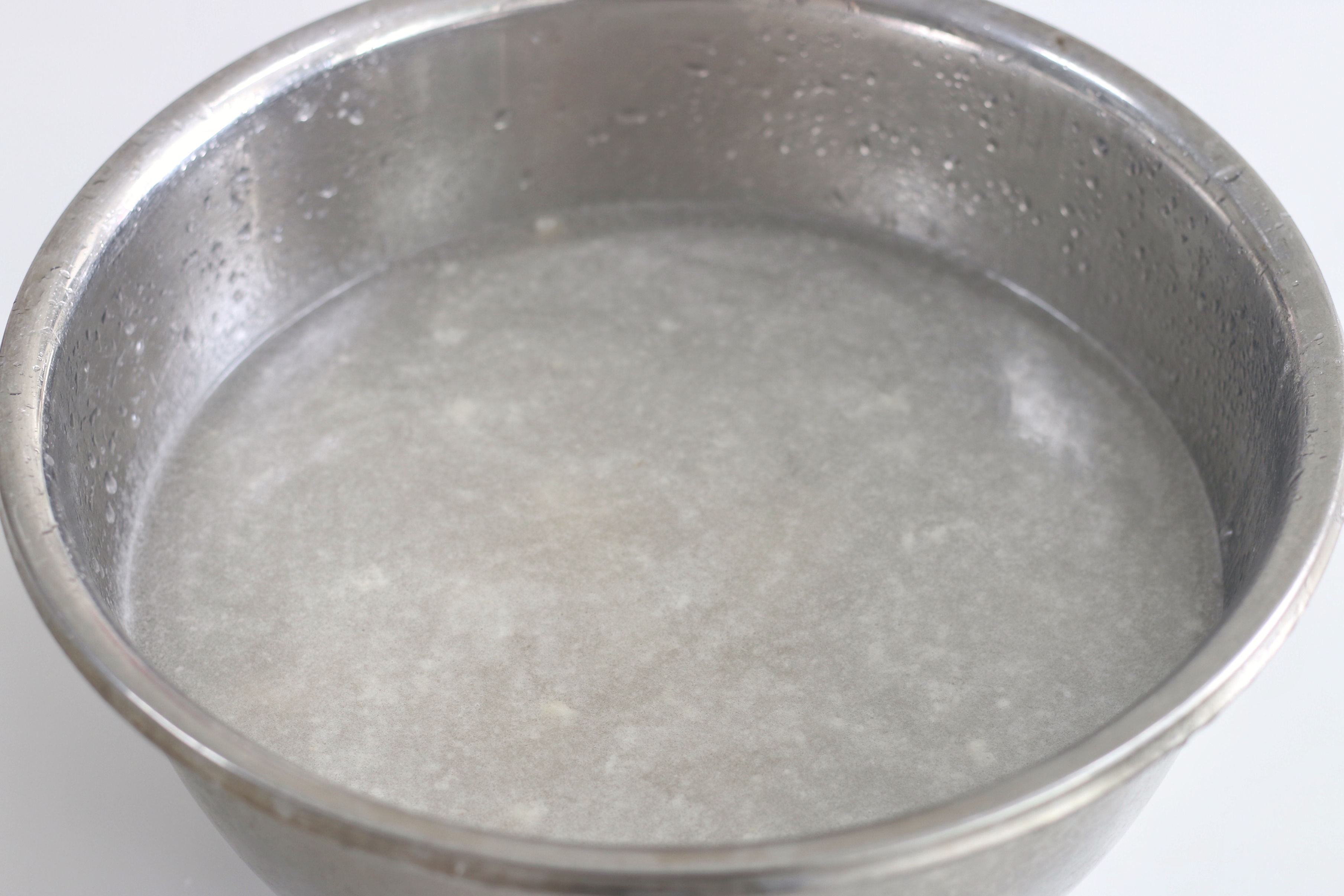 熬皮冻时什么时候加食用胶,熬皮冻要清冻