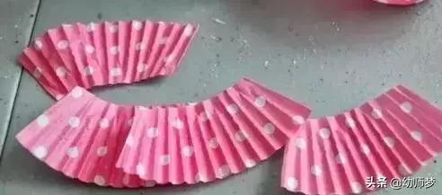 幼儿园用的手工卡纸需要多大的,幼儿园手工卡纸布置图片大全