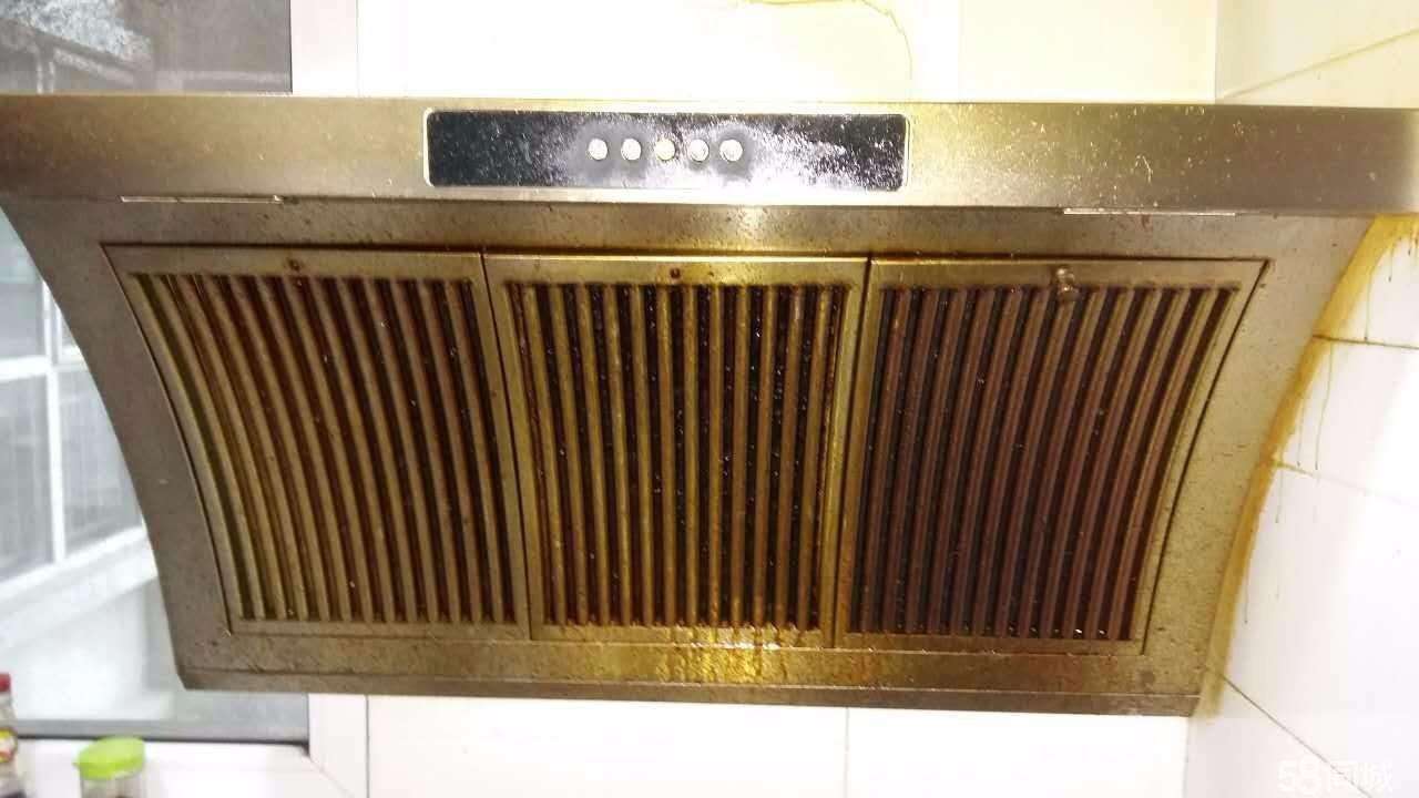 油烟机油污很厚用什么去污最有效,清洗油烟机油污倒哪