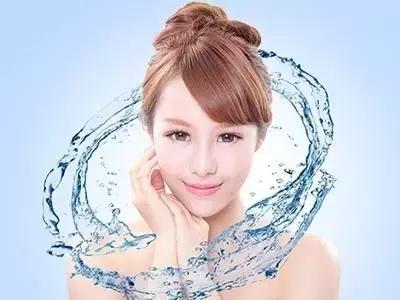 油性皮肤怎么改善，4个小妙招让你跟满面油光说拜拜！