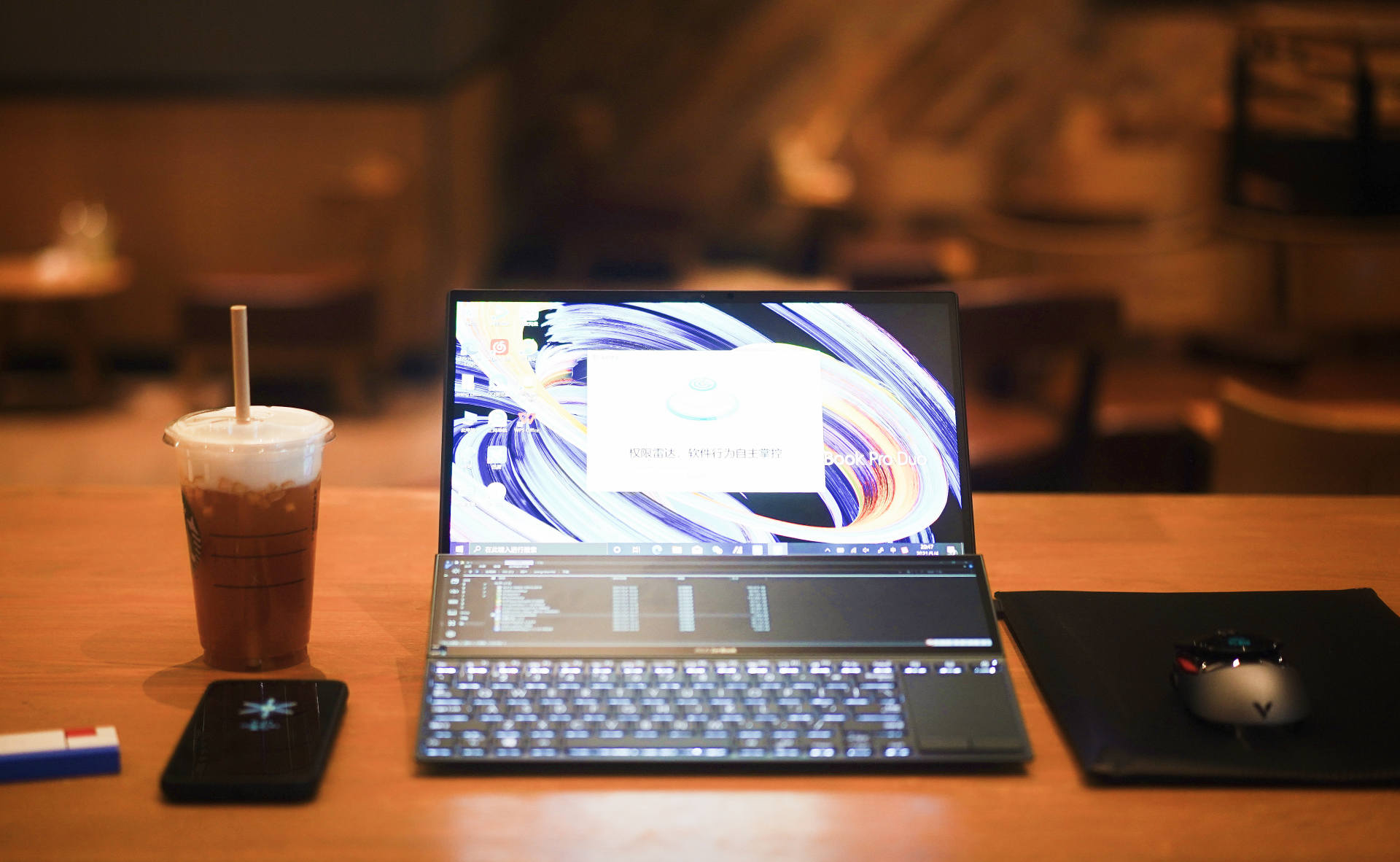 华硕灵耀x双屏pro和rog冰刃双屏,华硕灵耀x双屏i7独显笔记本评测