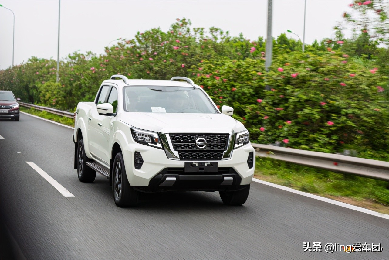 2021款日产纳瓦拉越野测试,2021日产纳瓦拉navara