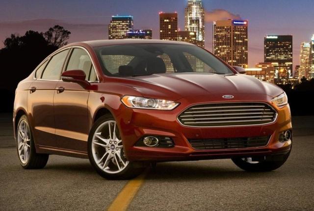 福特蒙迪欧1.5T和2.0T怎么选?车主说出用车感受,后悔没有早知道