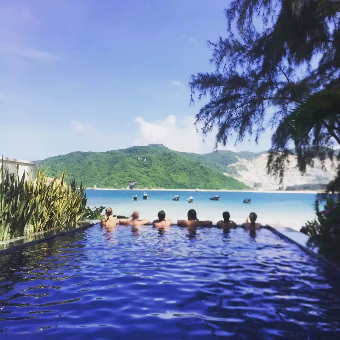 一块板,一群人,一片海,欢迎来到浪人世界