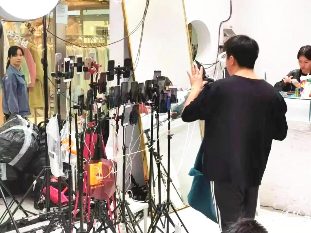 广州沙河服装市场,广州沙河服装批发市场怎么去