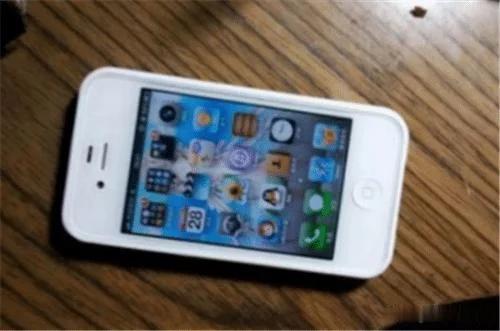 当年卖肾买苹果手机的高中生,得到147万赔偿之后,如今过得怎样