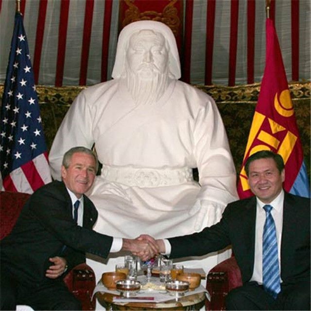 真实的蒙古人情况:扎堆去首都,买不起房子,就住在蒙古包里